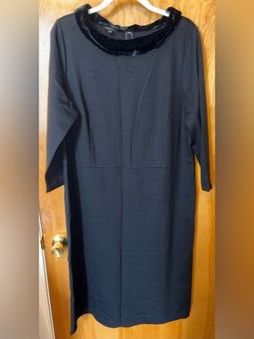 Talbots black ponte knit straight fit shift dress Size 14W crushed velvet neck